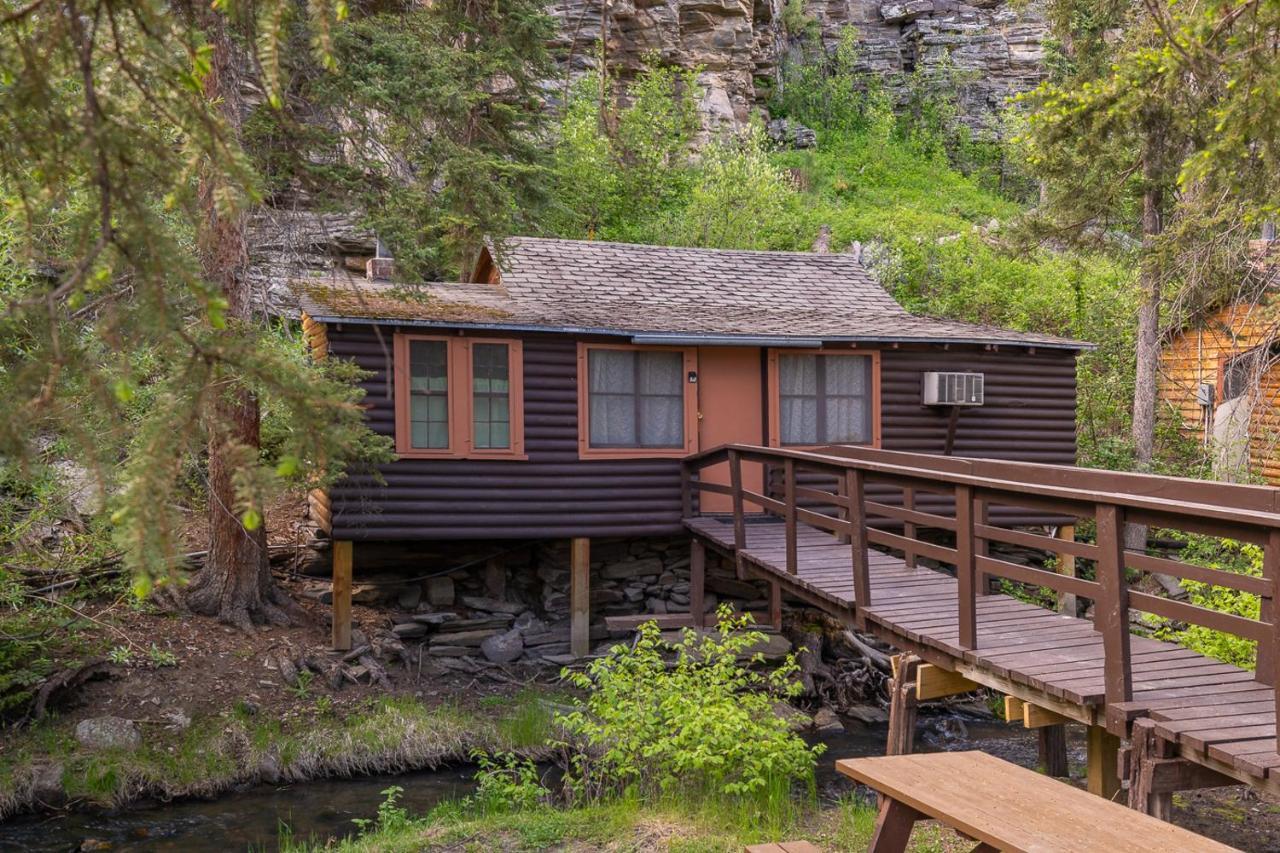 Harney Camp Cabins Hill City Exterior photo